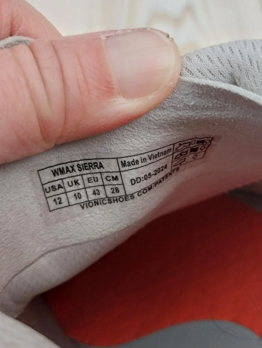Vionic Walk Max Sierra Sneakers